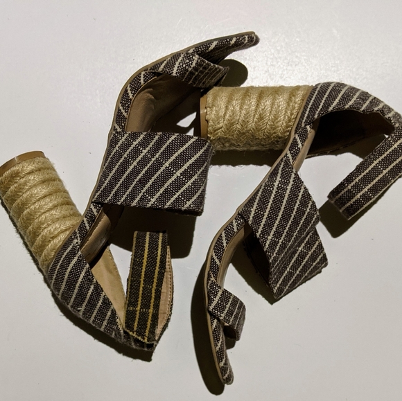 Heels - Picture 3 of 5